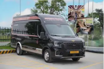 Limousine 9 chỗ