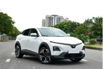Xe 4 chỗ